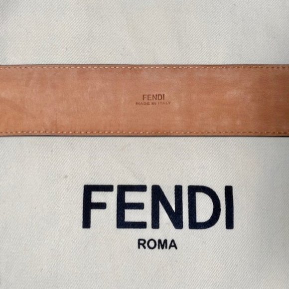 Authentic Women's Fendi Logo Belt - Black - Picture 5 of 5